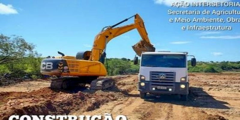 Prefeitura realiza obra de Terraplanagem e regularização do Campo de Futebol em Extrema, no município de Aparecida
