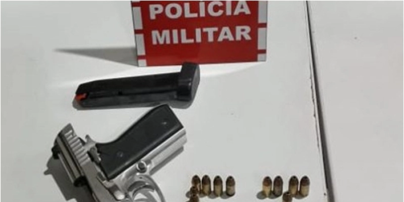Pistola é apreendida durante abordagem da Polícia Militar em cidade do Sertão paraibano