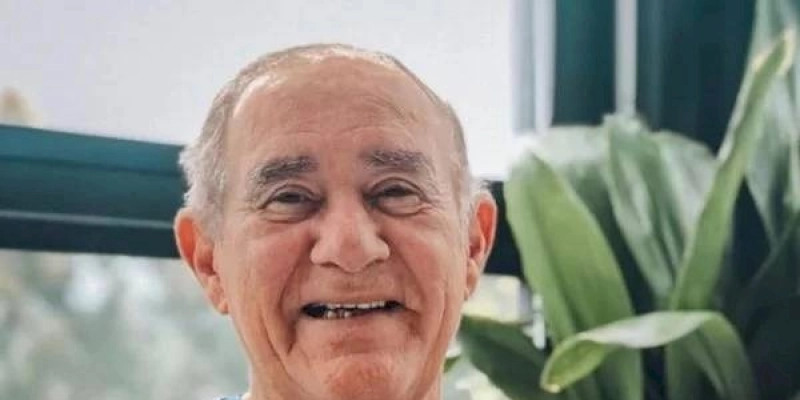 Renato Aragão recebe alta e passa bem