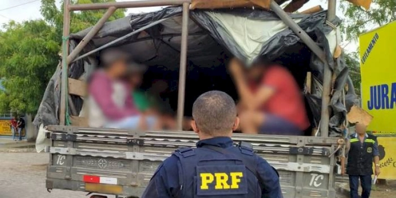 Operação conjunta entre PRF e MTE flagra transporte ilegal de passageiros na Paraíba