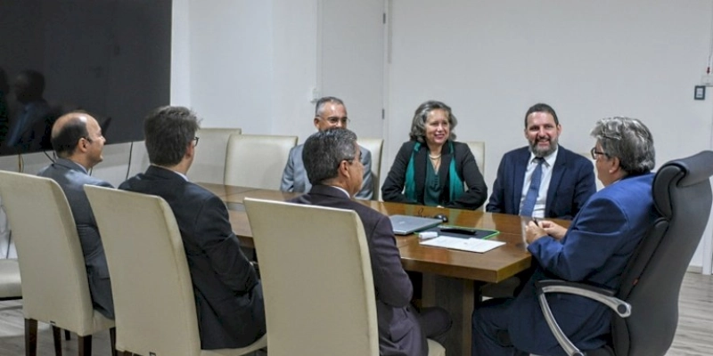 João Azevêdo recebe nova mesa diretora do Tribunal Regional Federal da 5ª Região