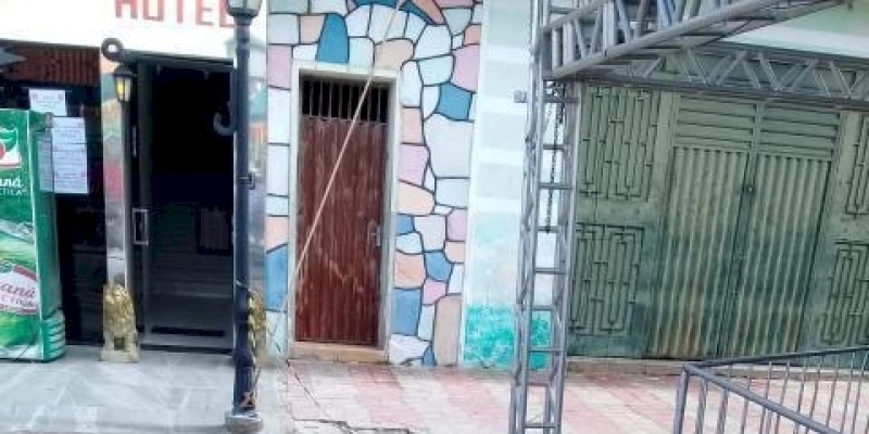 Jovem sofre forte choque elétrico durante festa em via pública no Sertão 