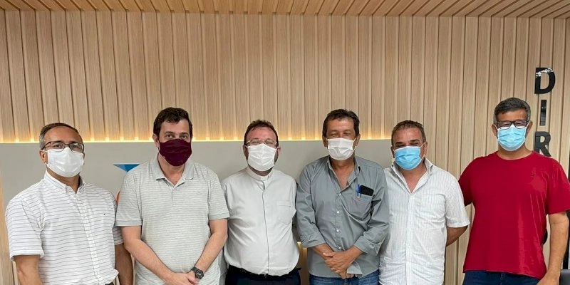 Gervásio se reúne com Energisa e garante energia para comunidade de Taperoá que vive há dez anos no escuro