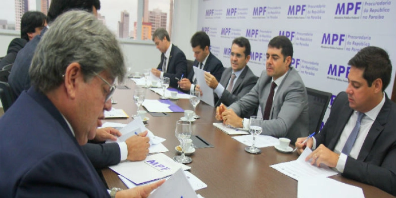 Conjunto dos Ministérios Públicos referenda legalidade dos modelos das Organizações Sociais e assinam TAC com o Governo do Estado
