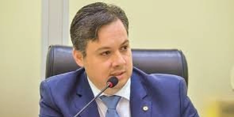 Deputado Júnior Araújo assegura que Combate a Violência contra a Mulher é prioridade de seu mandato 
