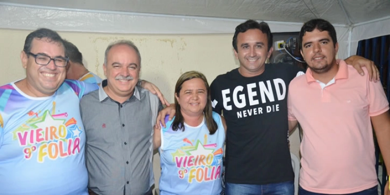 Veirofolia tem presença do Deputado Inácio Falcão; Dra. Eva Pires diz que carnaval só ela faz em Vieirópolis; Imagens