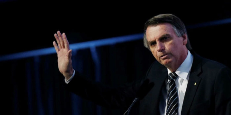 TSE abre ação para investigar suspeita contra campanha de Bolsonaro
