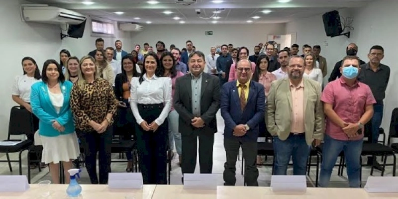 Creci-PB encerra por CG série de sessões de entrega de carteiras a novos profissionais