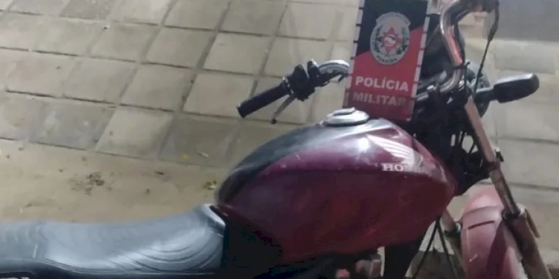 Polícia prende homem por ameaça e apreende veículo com sinais identificadores adulterados