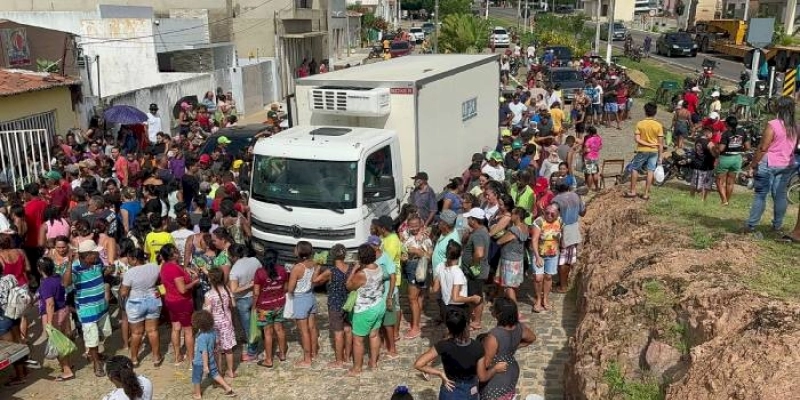 Grupo do Peixe distribuiu duas toneladas de pescado para as famílias carentes na semana santa em Marizópolis