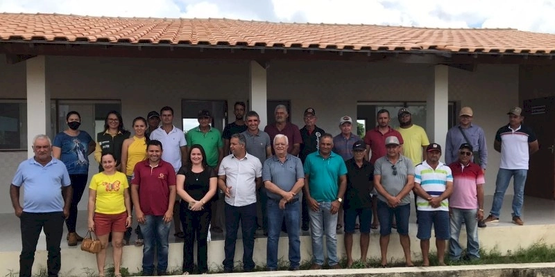 Prefeitura de São Francisco fecha parceria com o SENAR para melhorar a produção do leite no Município 