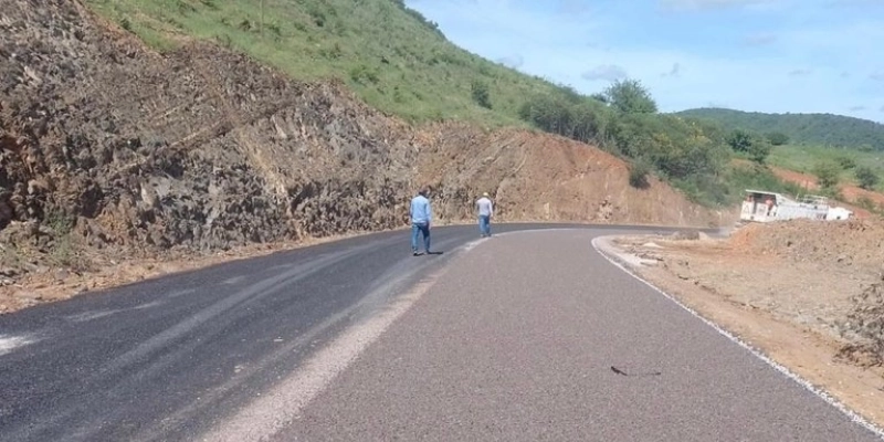 Governo do Estado investe R$ 75 milhões na pavimentação de rodovia na região do Vale do Piancó