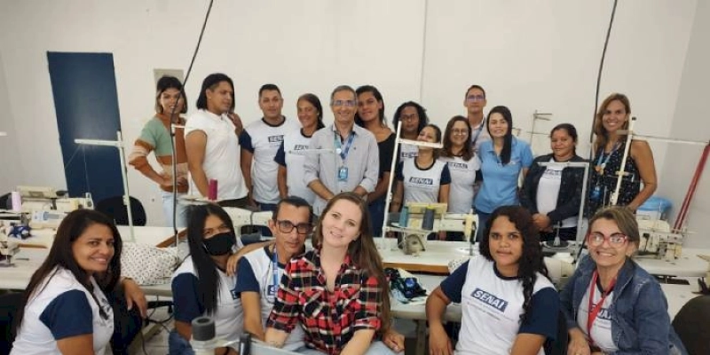 Inclusão Produtiva: SENAI PB, SEMAS e Instituto Alpargatas ajudam transexual a desenvolver habilidades para o mundo da moda