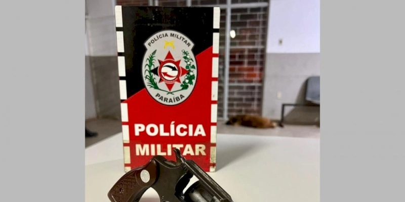 Arma de fogo é apreendida em bloqueio policial na PB 238, no sertão do estado 