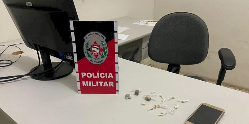 Adolescente é apreendido pela polícia militar com crack e maconha, em Pombal 