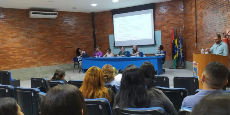 Roda de conversa discute ações de prevenção ao desaparecimento de crianças