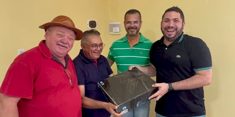 FCPAAI: Federação dos Pescadores entrega computadores, e senha do CAF durante reunião com afiliados na Cidade de Sousa; Vídeos e Fotos 