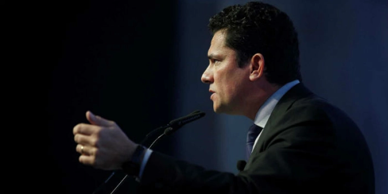 Sérgio Moro lamenta que STF tenha rejeitado tornozeleira para Dirceu