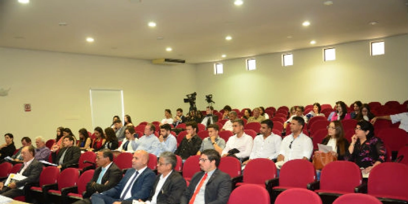 Alunos de direito da Unifacisa conhecem ferramentas de controle desenvolvidas pelo Tce-pb