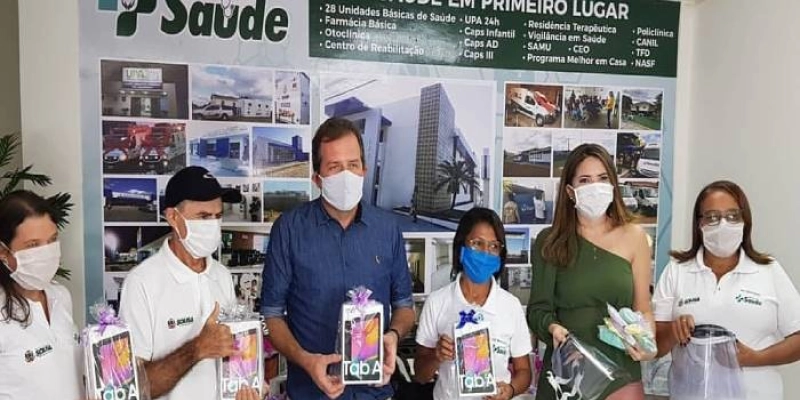 158 tablets são entregues pela prefeitura de Sousa aos Agentes Comunitários de Saúde do Município