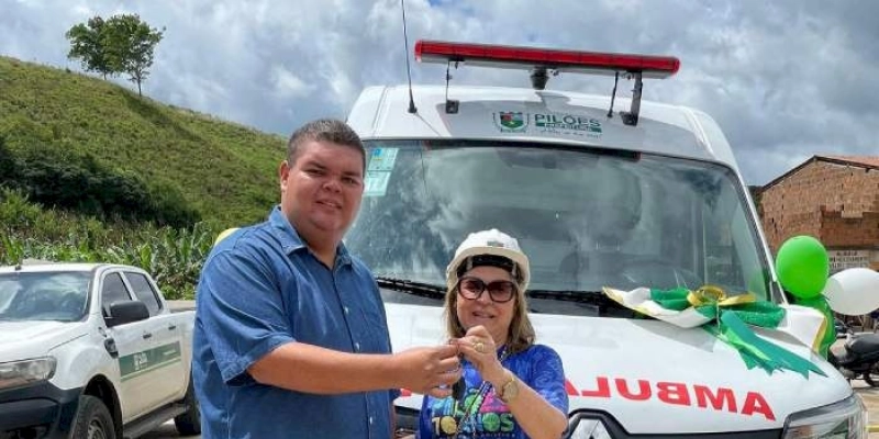 Pilões recebe ambulância nova de emenda parlamentar do deputado Bosco Carneiro