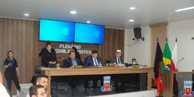 Jeová diz que absorção de demanda pediátrica em Cajazeiras pela UPA é uma saída paliativa que não resolverá o problema