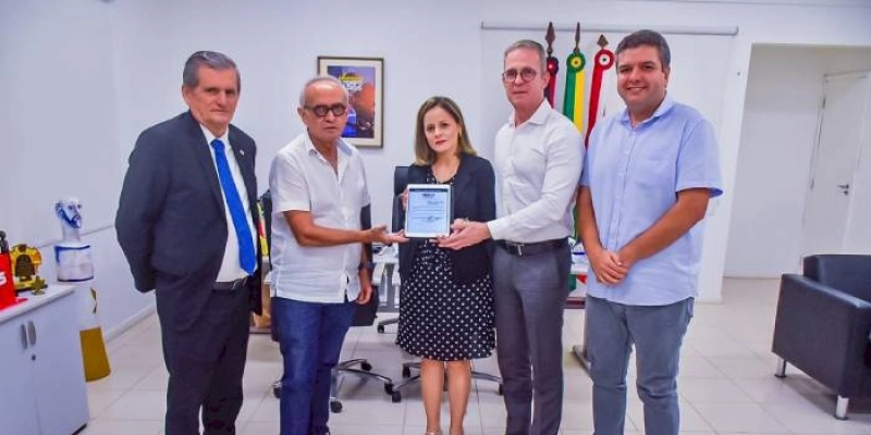 Cícero Lucena sanciona Lei que dá nome de Alexandre Dardenne ao Centro de Atendimento ao Autista