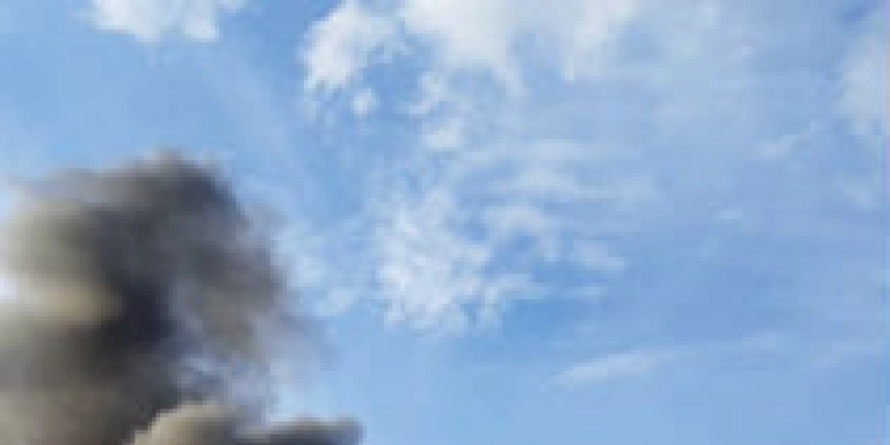 Incêndio destrói lojas no Centro de Uiraúna; Veja 