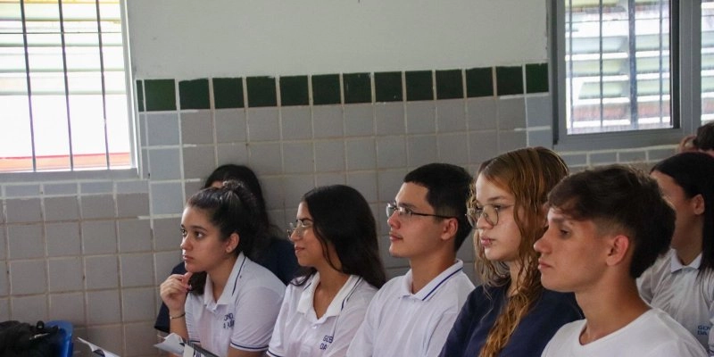 Saúde realiza ações educativas sobre o Dia Mundial de Combate ao Tabagismo