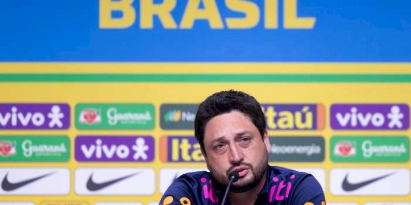 Arthur Elias é o novo técnico da seleção feminina de futebol