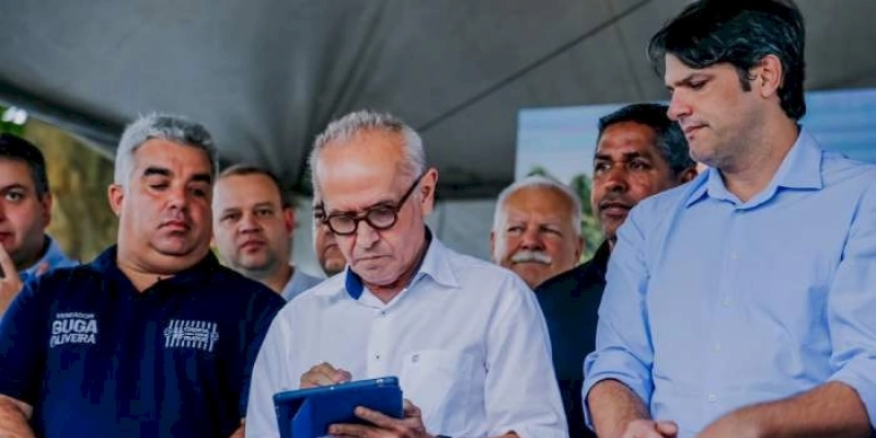 Cícero Lucena assina ordem de serviço para construção do primeiro Hospital Veterinário