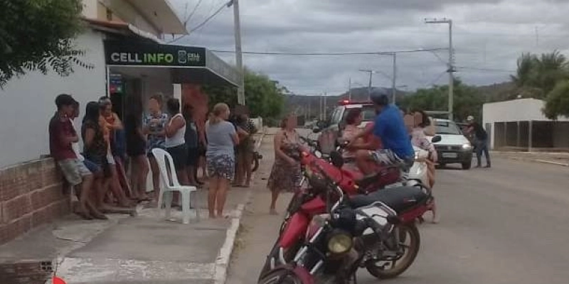 Funcionário é alvejado a bala durante assalto a loja de celular no Núcleo II, em Sousa