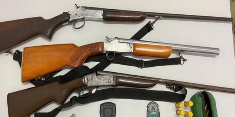 Operação policial prende homem em flagrante e apreende armas nesta quinta