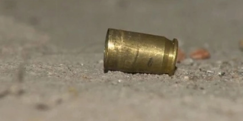 Três pessoas são assassinadas a tiros em praça pública na Paraíba