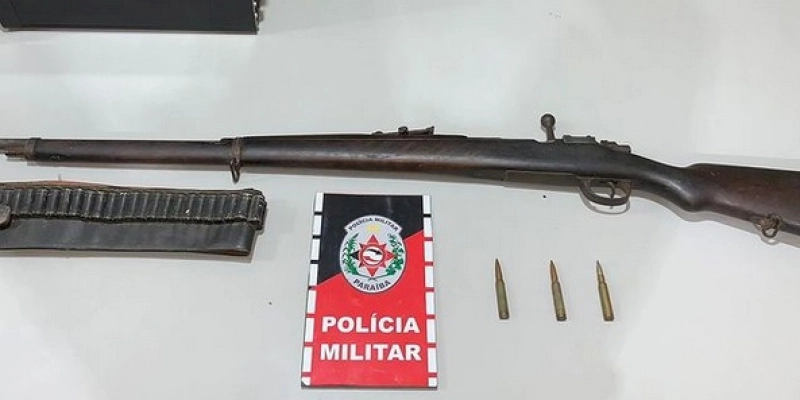 Polícia Militar apreende fuzil durante barreira policial entre Bom Sucesso e Lagoa