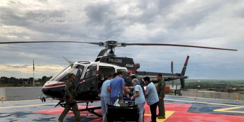 Paciente vítima de infarto é transferida pelo resgate aeromédico para o Hospital Metropolitano