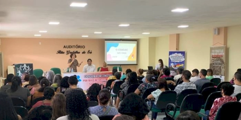 Aula inaugural marca início dos cursos de Atendente de farmácia e Cuidador de idosos no Cendac