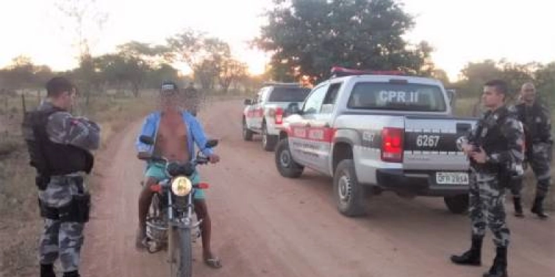 Em Sousa, Policias do 14º BPM cercam área rural com Patrulhamento da Unidade