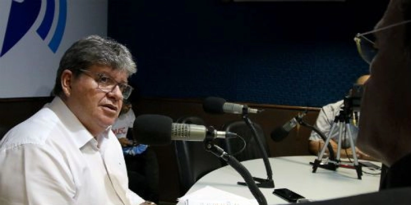 Azevêdo anuncia nesta segunda a retomada de obras suspensas na pandemia, novas licitações e ordens de serviço