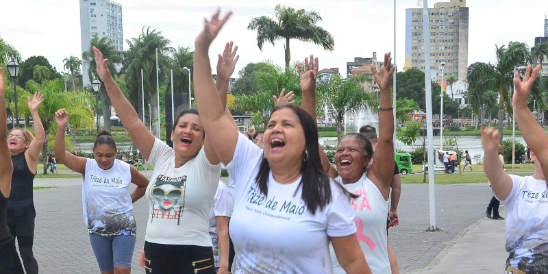 Prefeitura promove aulão carnavalesco com alunos do projeto Saúde em Movimento