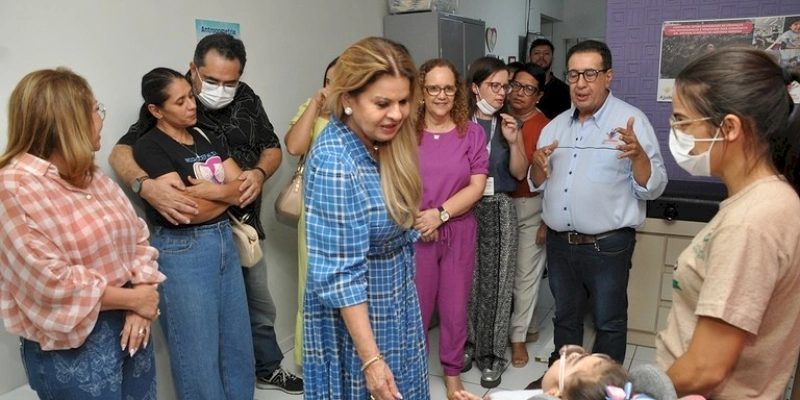 Primeira-dama do Estado discute parceria com Ipesq para melhor atender crianças com microcefalia em Campina Grande