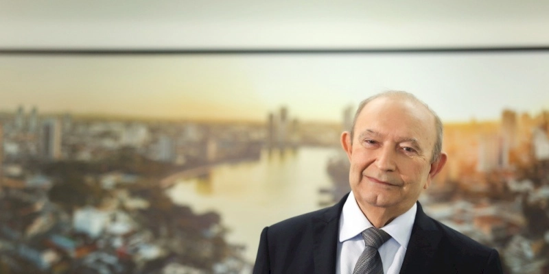 Francisco Gadelha é reeleito para a presidência da FIEP