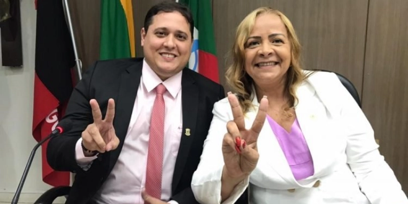 Novinho de Carlão e Lana Dantas asseguram que votam contra aprovação de novas secretarias; três Vereadores da base podem não comparecer a sessão