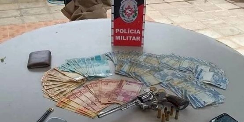 Polícia Militar age rápido, prende acusados de assalto, e apreende material que foi roubado de mercadinho