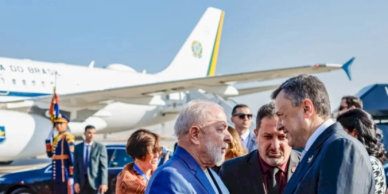 Presidente Lula chega ao Egito para visita oficial de dois dias