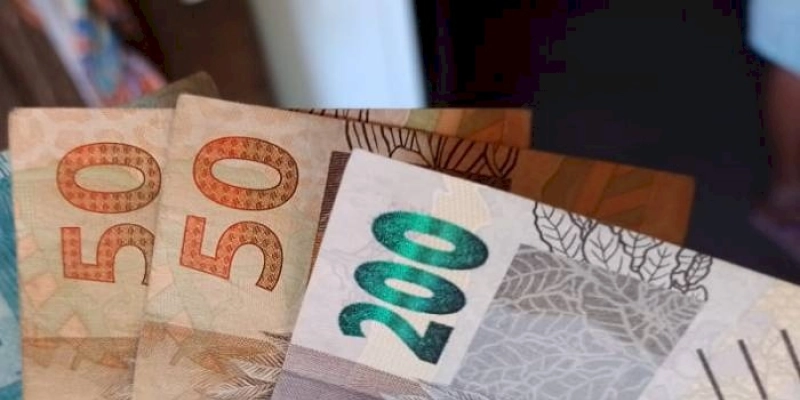 Beneficiários com NIS de final 8 recebem Auxílio Brasil nesta quarta-feira