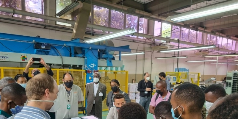 SENAI capacita instrutores para qualificar trabalhadores no Haiti