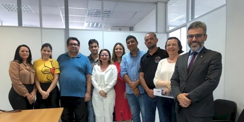 REGISTRE-SE: Em Sousa, Mariana Cartaxo participa de reunião que discutiu sobre ampliação do acesso de emissão de documentos