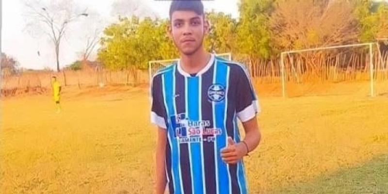 TRÁGICO - Jovem de 18 anos morre ao colidir moto com animal no Sertão paraibano
