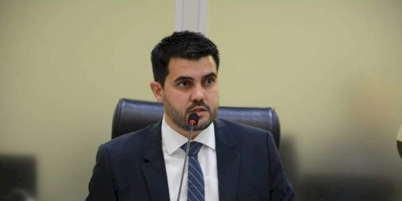 Wilson Filho retoma presidência da CCJ e Comissão aprova MP que reajusta salários de professores prestadores de serviço